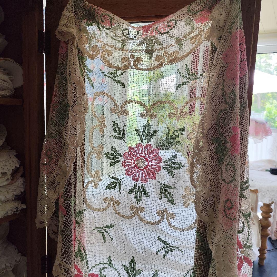 色糸Vintageフィレレース　生成り　円形　フリークロス