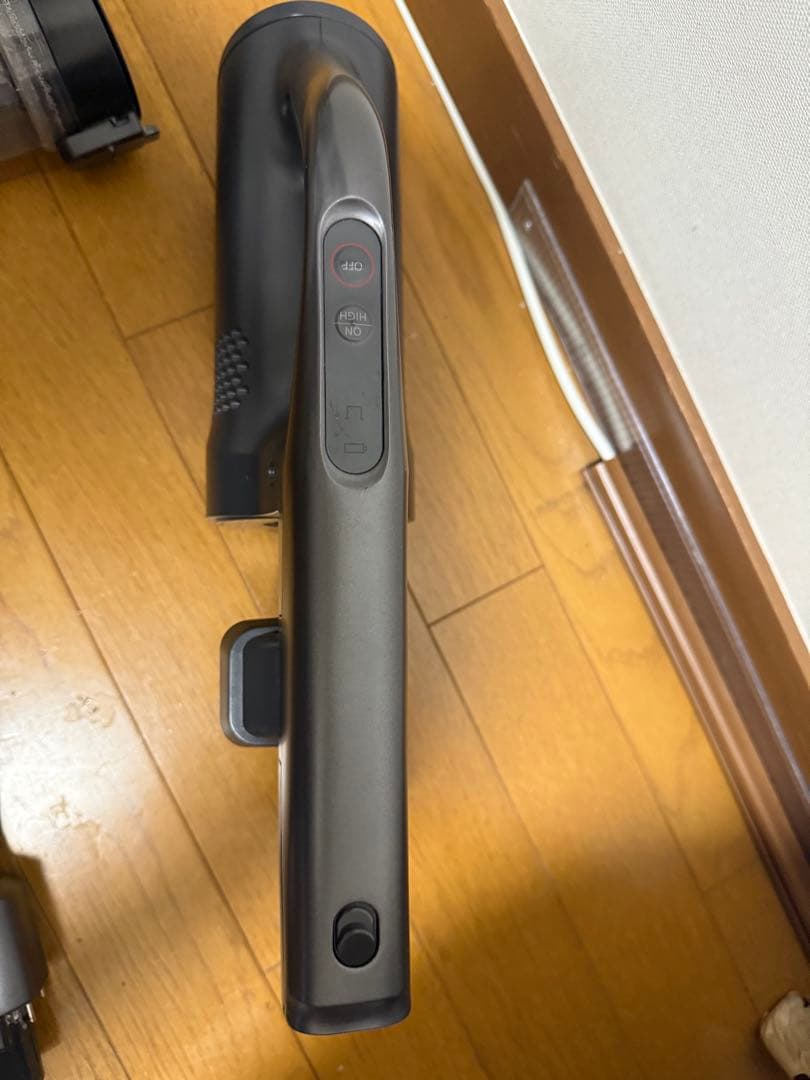 Panasonicスティッククリーナー本体 ブラックMC-SB32j年製2022